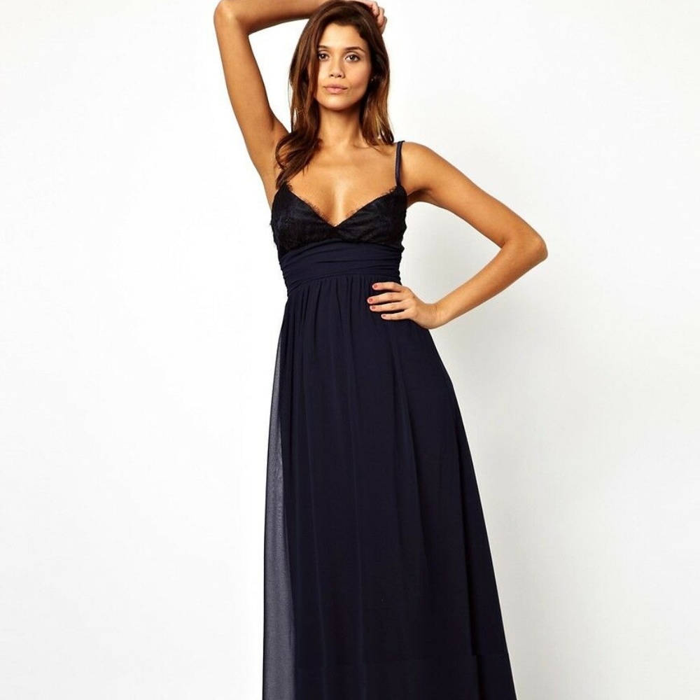 Elise Ryan Cami Maxi Party Evening Dress Scallop